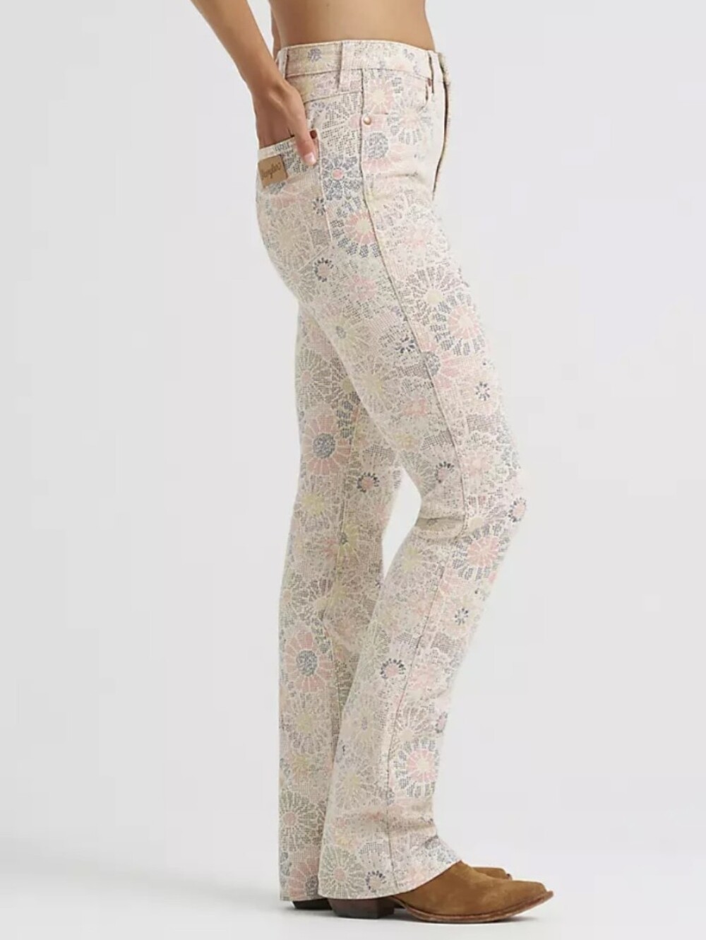 Wrangler Women's Cream Floral Print Jeans - Picture 3 of 8